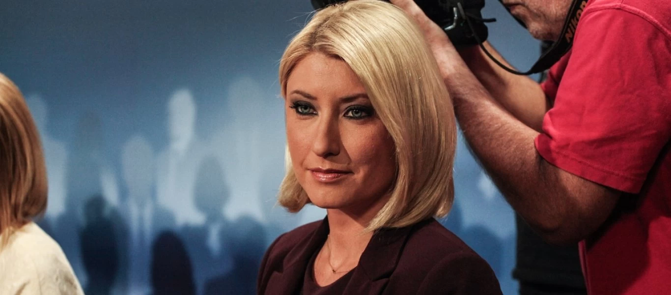 Η Σία Κοσιώνη τρολάρει τον εαυτό της με μία φωτογραφία: «Και μου το λέγε ο Παντελής από το κοντρόλ» (φωτο)